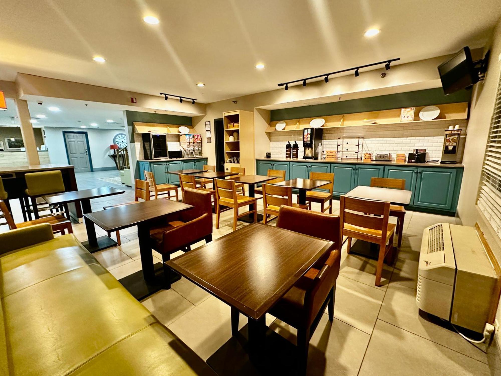 Radiant Inn And Suites 머프리스보로 외부 사진