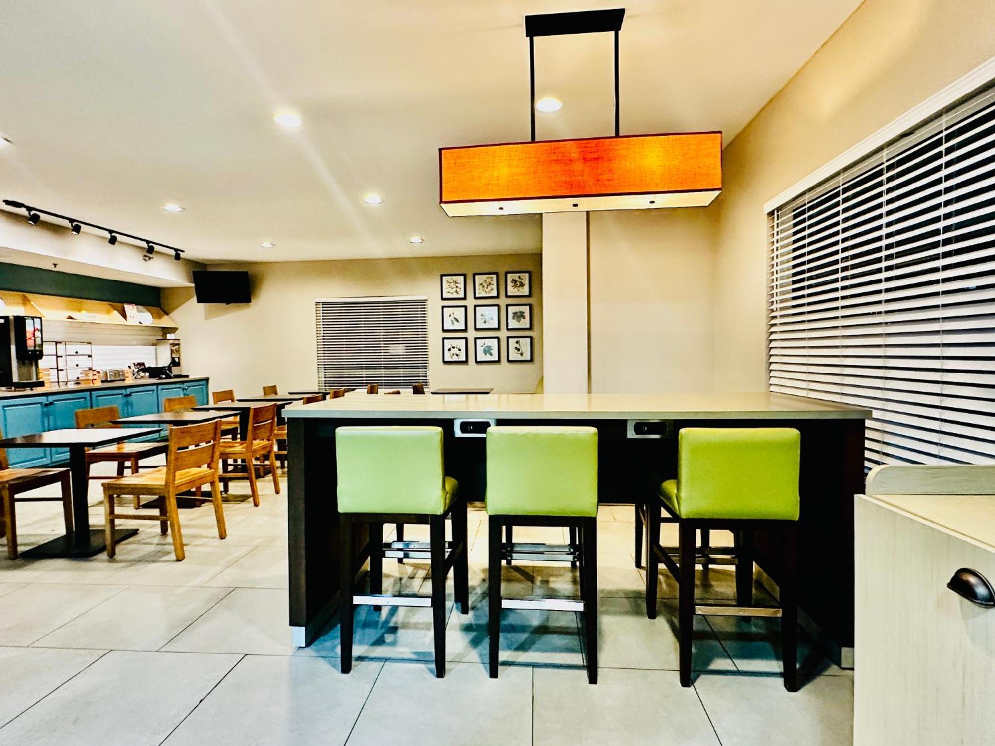 Radiant Inn And Suites 머프리스보로 외부 사진
