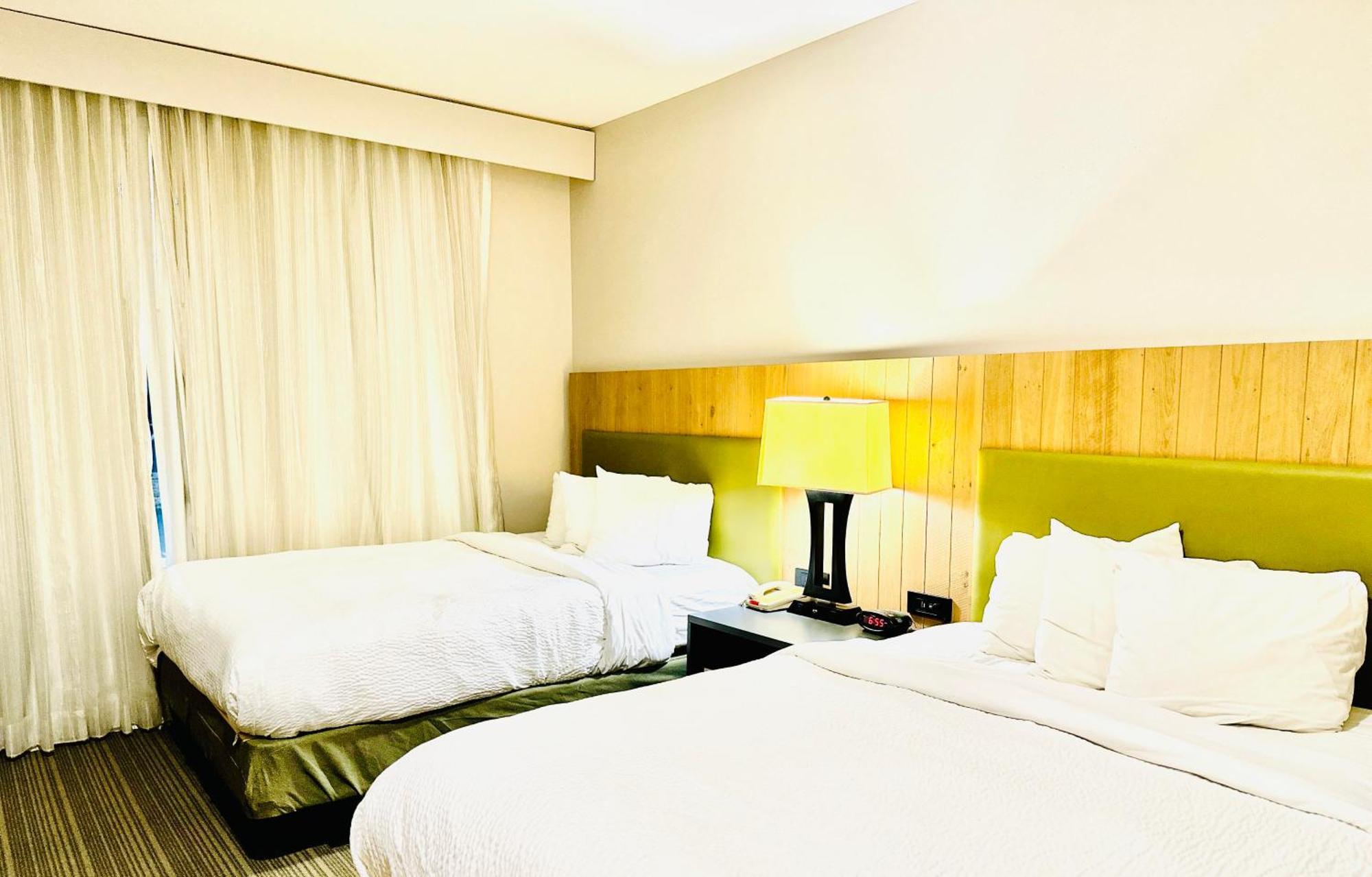 Radiant Inn And Suites 머프리스보로 외부 사진