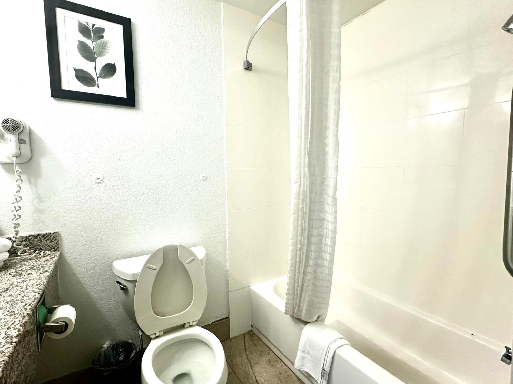 Radiant Inn And Suites 머프리스보로 외부 사진